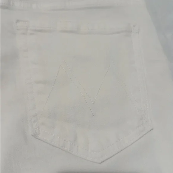 Mother Hi-Waist Capri Jeans. Ladies 32 - Picture 11 of 16